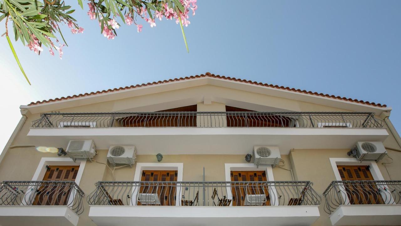 Papadatos Studios Argostoli  Esterno foto
